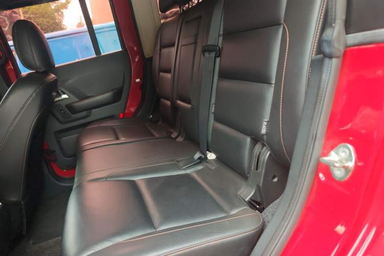 Used BAIC Off-Road BJ40 2016 40L 2.3T Automatic All-Wheel Drive Premium Edition Left Rear Seat