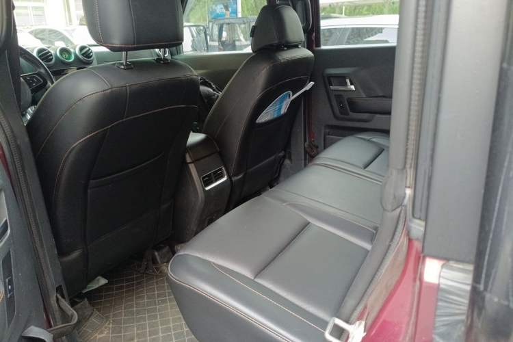 Used BAIC Off-Road BJ40 2016 40L 2.3T Automatic All-Wheel Drive Premium Edition Left Rear Seat
