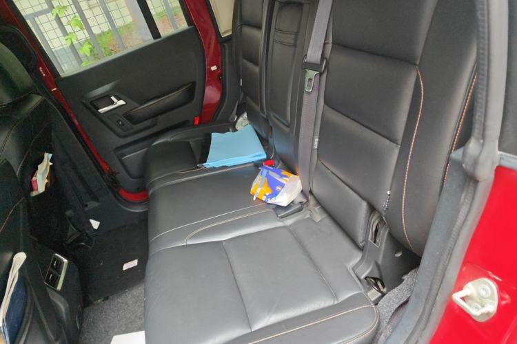 Used BAIC Off-Road BJ40 2016 40L 2.3T Automatic All-Wheel Drive Premium Edition Left Rear Seat