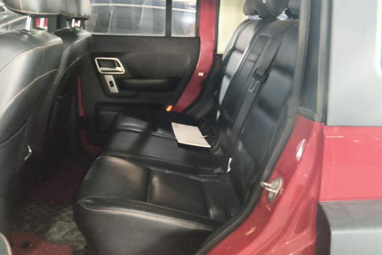 Used BAIC Off-Road BJ40 2016 40L 2.3T Automatic All-Wheel Drive Premium Edition Left Rear Seat