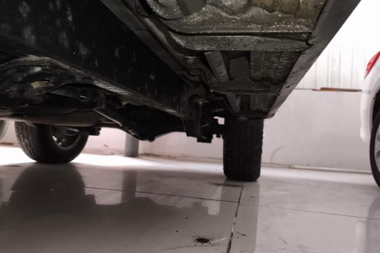 Used BAIC Off-Road BJ40 2016 40L 2.3T Automatic All-Wheel Drive Premium Edition Left Side Sill