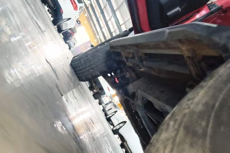 Used BAIC Off-Road BJ40 2016 40L 2.3T Automatic All-Wheel Drive Premium Edition Left Side Sill