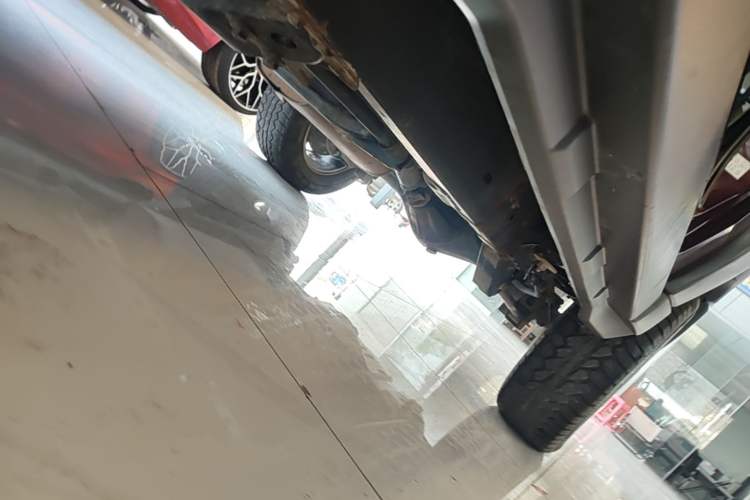 Used BAIC Off-Road BJ40 2016 2.0T Manual Four-Wheel Drive Prestige Edition Left Side Sill