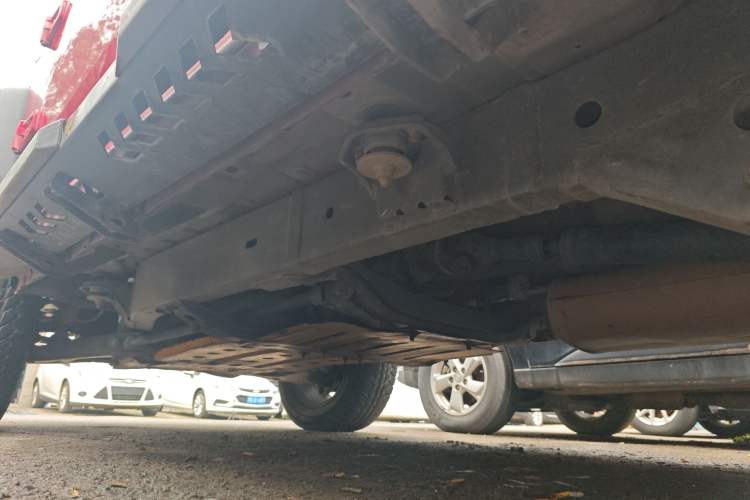 Used BAIC Off-Road BJ40 2016 40L 2.3T Automatic All-Wheel Drive Premium Edition Left Side Sill