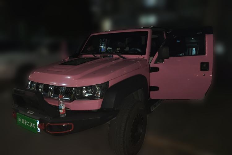 Used BAIC Off-Road BJ40 2016 40L 2.3T Automatic All-Wheel Drive Premium Edition Guazi used car, China used car export, Used car for sale, Used cars, Cheapest cars for sale