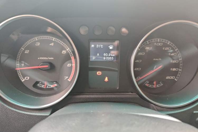 Used BAIC Off-Road BJ40 2016 40L 2.3T Automatic All-Wheel Drive Premium Edition Odometer Close Up