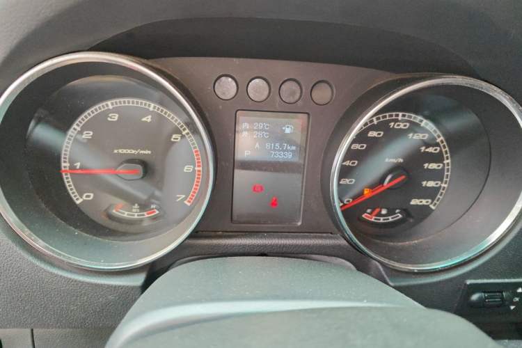 Used BAIC Off-Road BJ40 2016 40L 2.3T Automatic All-Wheel Drive Premium Edition Odometer Close Up