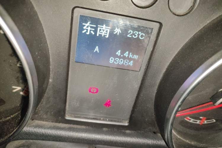 Used BAIC Off-Road BJ40 2016 40L 2.3T Automatic All-Wheel Drive Premium Edition Odometer Close Up