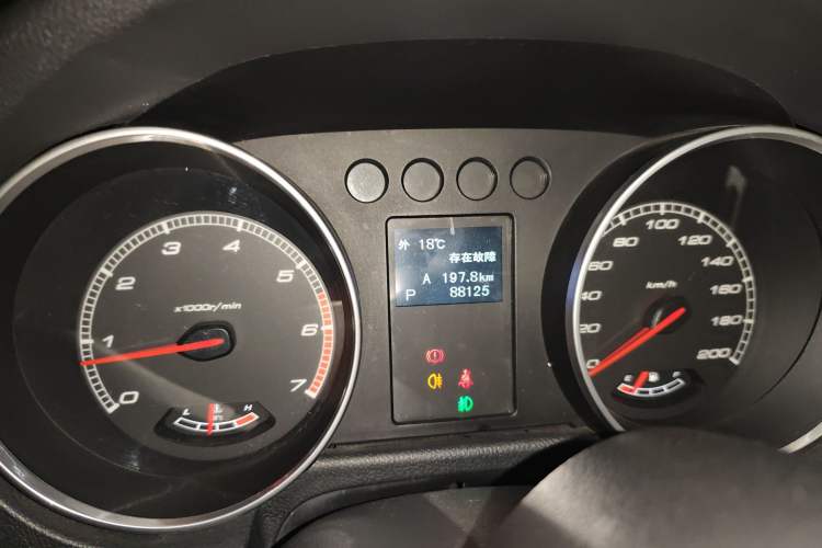 Used BAIC Off-Road BJ40 2016 40L 2.3T Automatic All-Wheel Drive Premium Edition Odometer Close Up