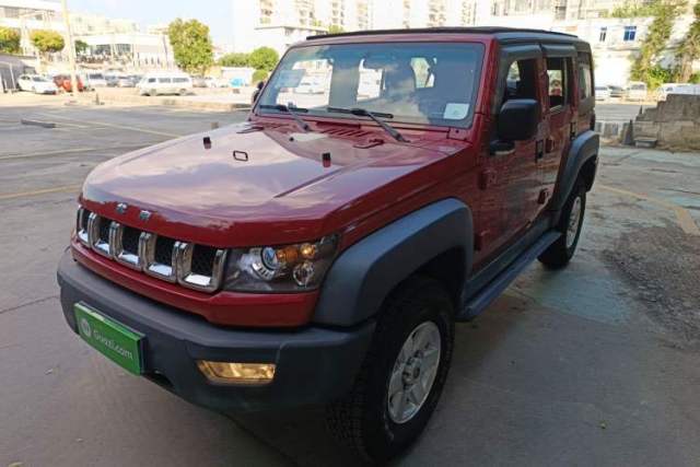 Used BAIC Off-Road BJ40 2016 40L 2.0T Manual Two-Wheel Drive Luxury Edition