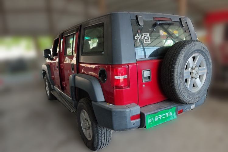 Used BAIC Off-Road BJ40 2016 40L 2.0T Manual Two-Wheel Drive Luxury Edition Rear Left 45 Deg