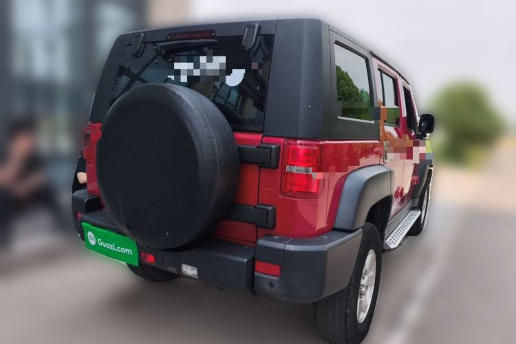 Used BAIC Off-Road BJ40 2016 40L 2.3T Automatic Two-Wheel Drive Luxury Edition Rear Right 45 Deg