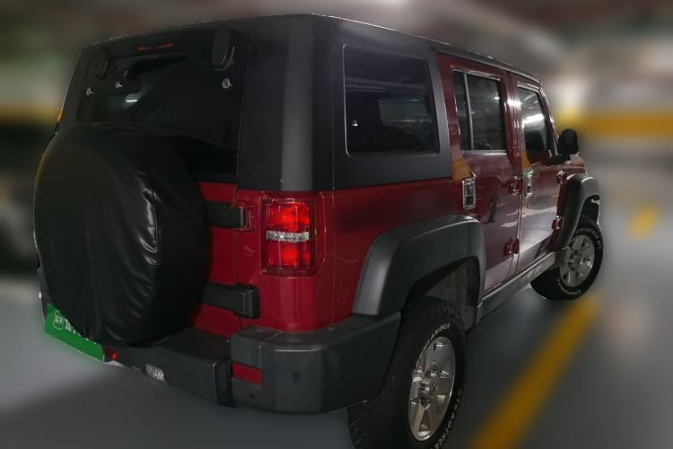 Used BAIC Off-Road BJ40 2016 40L 2.3T Automatic Two-Wheel Drive Luxury Edition Rear Right 45 Deg