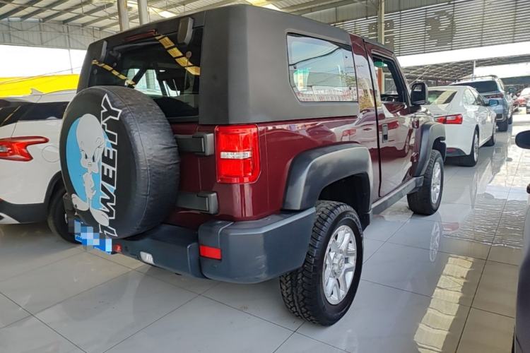 Used BAIC Off-Road BJ40 2016 2.0T Manual Four-Wheel Drive Prestige Edition Rear Right 45 Deg
