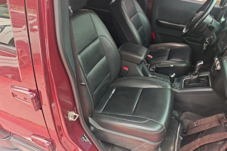 Used BAIC Off-Road BJ40 2016 40L 2.3T Automatic All-Wheel Drive Premium Edition Right Front Seat