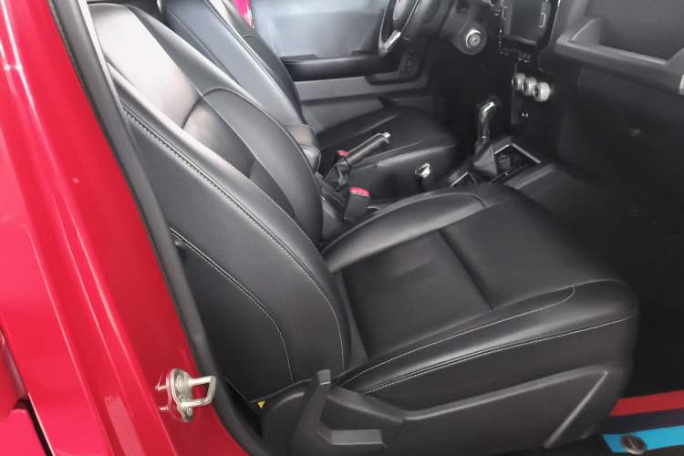 Used BAIC Off-Road BJ40 2016 40L 2.3T Automatic All-Wheel Drive Premium Edition Right Front Seat
