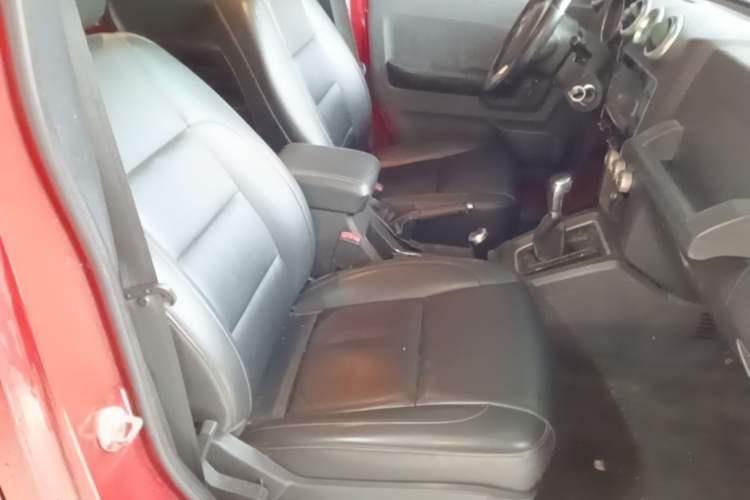 Used BAIC Off-Road BJ40 2016 40L 2.3T Automatic All-Wheel Drive Premium Edition Right Front Seat