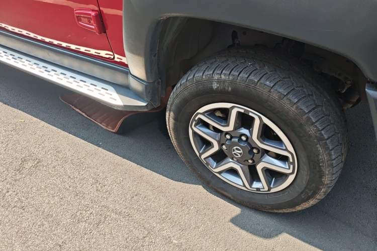 Used BAIC Off-Road BJ40 2016 40L 2.3T Automatic All-Wheel Drive Premium Edition Right Front Wheel Hub