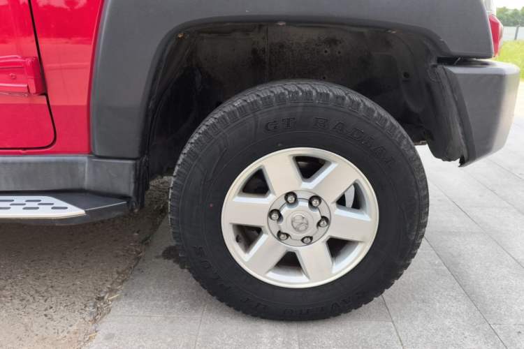 Used BAIC Off-Road BJ40 2016 40L 2.3T Automatic Two-Wheel Drive Luxury Edition Right Front Wheel Hub