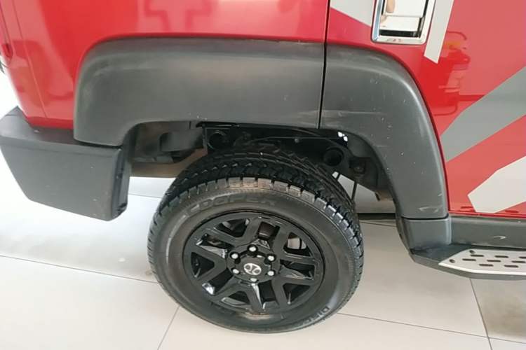 Used BAIC Off-Road BJ40 2016 40L 2.3T Automatic All-Wheel Drive Premium Edition Right Rear Wheel Hub