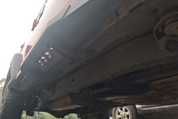 Used BAIC Off-Road BJ40 2016 40L 2.3T Automatic All-Wheel Drive Premium Edition Right Side Sill