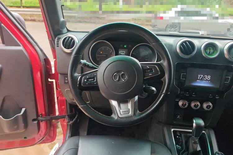 Used BAIC Off-Road BJ40 2016 40L 2.3T Automatic All-Wheel Drive Premium Edition Steering Wheel
