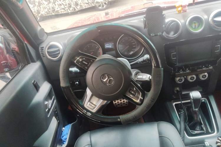 Used BAIC Off-Road BJ40 2016 40L 2.3T Automatic All-Wheel Drive Premium Edition Steering Wheel