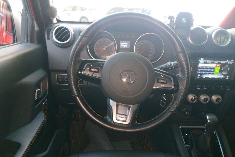 Used BAIC Off-Road BJ40 2016 40L 2.3T Automatic All-Wheel Drive Premium Edition Steering Wheel