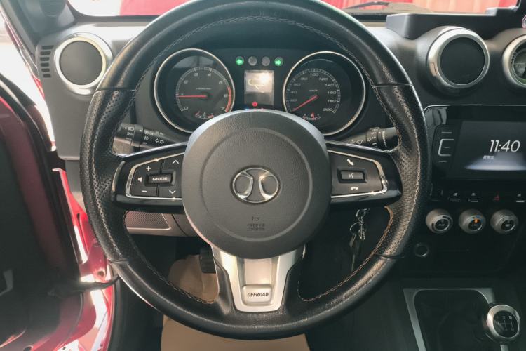 Used BAIC Off-Road BJ40 2016 40L 2.0T Manual All-Wheel Drive Prestige Edition Steering Wheel