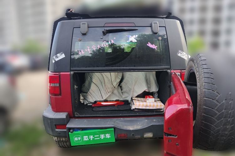 Used BAIC Off-Road BJ40 2016 40L 2.3T Automatic All-Wheel Drive Premium Edition Trunk