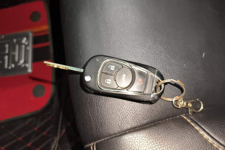 Used BAIC Off-Road BJ40 2016 40L 2.3T Automatic All-Wheel Drive Premium Edition Vehicle Key