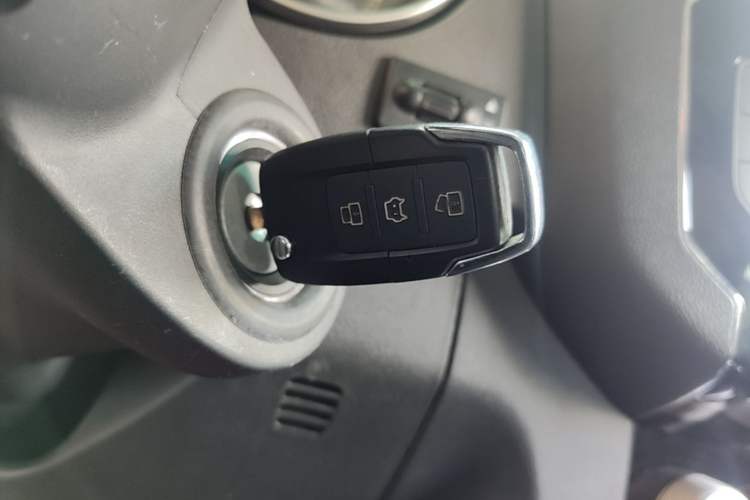 Used BAIC Off-Road BJ40 2016 2.0T Manual Four-Wheel Drive Prestige Edition Vehicle Key