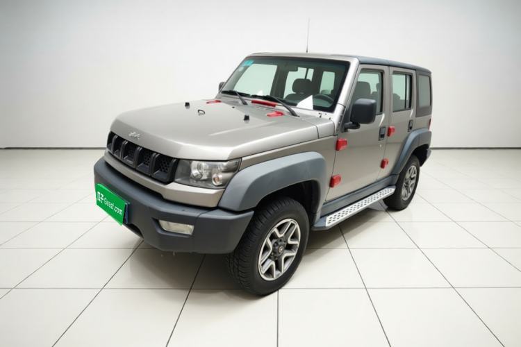 BAIC Off-Road BJ40 2016 2.3T Automatic Four-Wheel Drive Premium Edition с пробегом Guazi used car, China used car export, Used car for sale, Used cars, Cheapest cars for sale