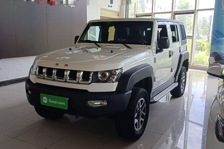 Used BAIC Off-Road BJ40 2016 40L 2.3T Automatic All-Wheel Drive Premium Edition Guazi used car, China used car export, Used car for sale, Used  cars, Cheapest cars for sale