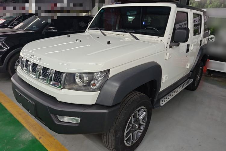 Used BAIC Off-Road BJ40 2016 40L 2.3T Automatic All-Wheel Drive Premium Edition Guazi used car, China used car export, Used car for sale, Used  cars, Cheapest cars for sale