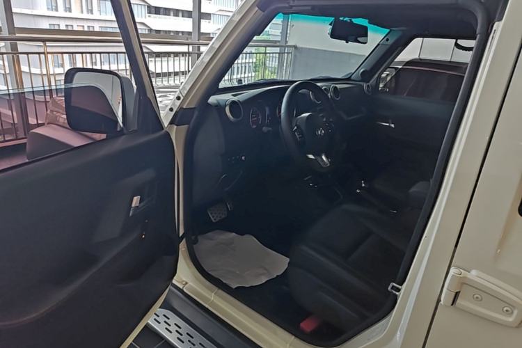 Used BAIC Off-Road BJ40 2016 40L 2.3T Automatic All-Wheel Drive Premium Edition Driver Seat
