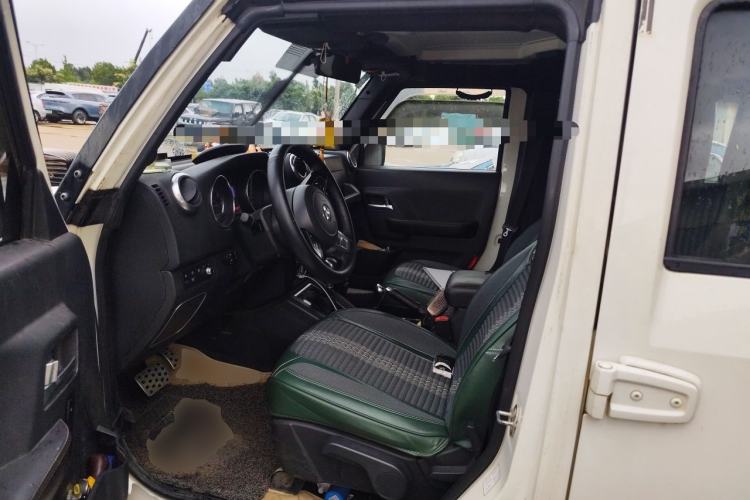 Used BAIC Off-Road BJ40 2016 40L 2.3T Automatic All-Wheel Drive Premium Edition Driver Seat