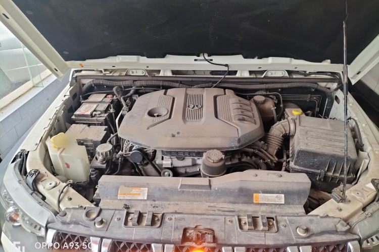 Used BAIC Off-Road BJ40 2016 40L 2.3T Manual All-Wheel Drive Prestige Edition Engine Bay
