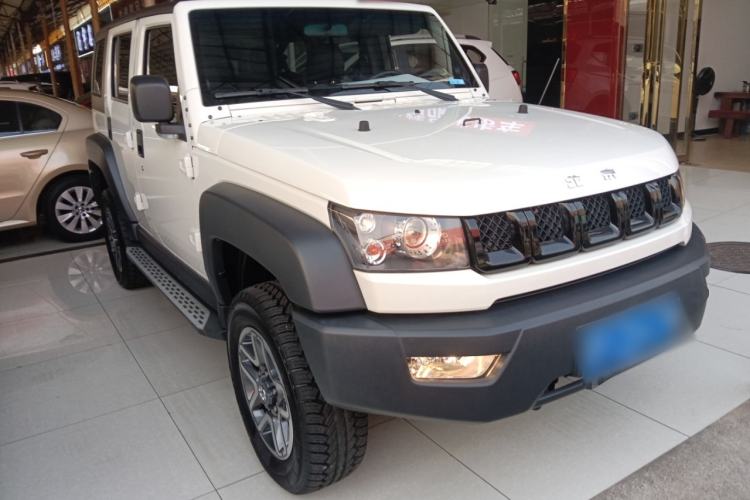 Used BAIC Off-Road BJ40 2016 40L 2.3T Automatic All-Wheel Drive Premium Edition Exterior 1