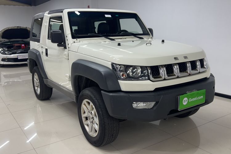 Used BAIC Off-Road BJ40 2016 2.0T Manual Two-Wheel Drive Prestige Edition Exterior 2