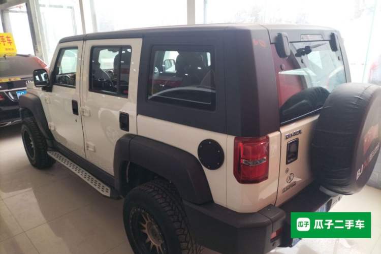 Used BAIC Off-Road BJ40 2016 40L 2.3T Manual All-Wheel Drive Prestige Edition Exterior 3