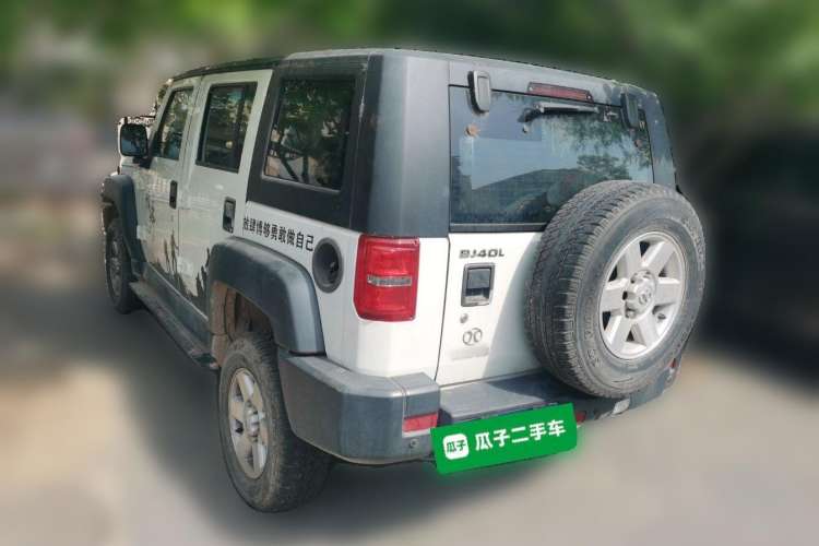 Used BAIC Off-Road BJ40 2016 40L 2.0T Manual Two-Wheel Drive Luxury Edition Exterior 3