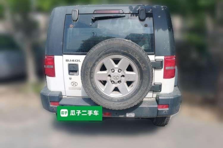 Used BAIC Off-Road BJ40 2016 40L 2.0T Manual Two-Wheel Drive Luxury Edition Exterior 4