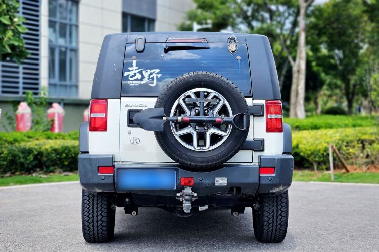 Used BAIC Off-Road BJ40 2016 40L 2.3T Automatic All-Wheel Drive Premium Edition Exterior 5