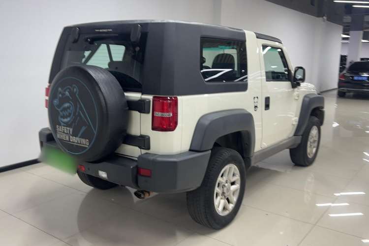 Used BAIC Off-Road BJ40 2016 2.0T Manual Two-Wheel Drive Prestige Edition Exterior 6