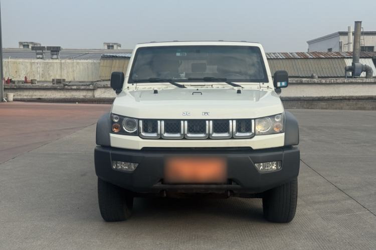 Used BAIC Off-Road BJ40 2016 40L 2.0T Manual All-Wheel Drive Prestige Edition Exterior 8
