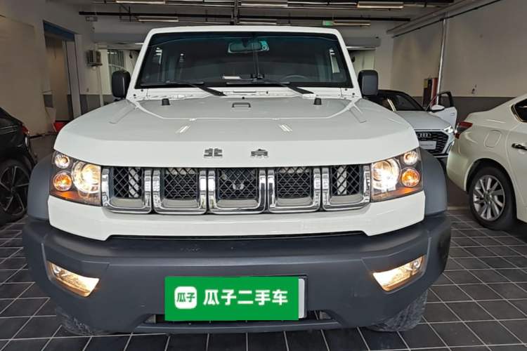 Used BAIC Off-Road BJ40 2016 40L 2.3T Automatic All-Wheel Drive Premium Edition Front