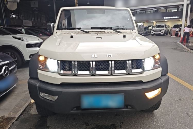 Used BAIC Off-Road BJ40 2016 40L 2.3T Automatic All-Wheel Drive Premium Edition Front