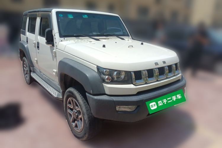 Used BAIC Off-Road BJ40 2016 40L 2.3T Automatic All-Wheel Drive Premium Edition Front Right 45 Deg