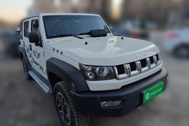 Used BAIC Off-Road BJ40 2016 40L 2.3T Automatic All-Wheel Drive Premium Edition Front Right 45 Deg